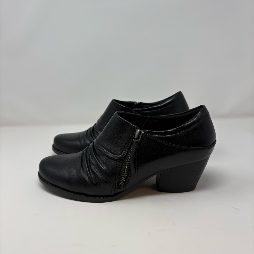 Black Leather Women's Zip Block Heel Ankle Shoes